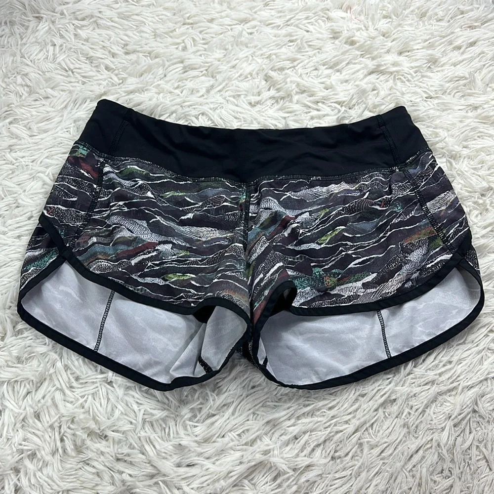 Lululemon Speed Short (2 1/2